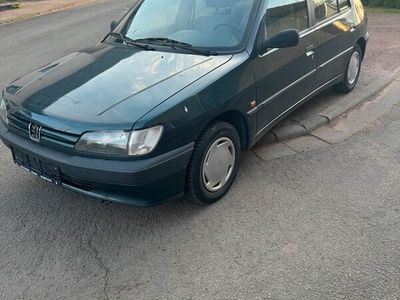 gebraucht Peugeot 306 XR 1,4 5türig92500 Km/TUV6.25