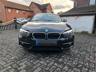 Gebraucht BMW 116 109 PS (80 kW) 2016 Schwarz Kleinwagen