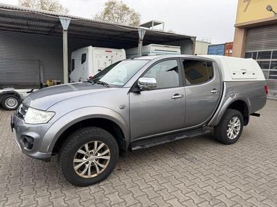 Gebraucht Mitsubishi L200 Diamant Edition 178 PS (130 kW) 2015 Grau Pickup