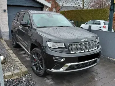 Gebraucht Jeep Grand Cherokee Summit 250 PS (183 kW) 2016 Schwarz SUV