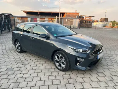 Gebraucht Kia Ceed Sportswagon 140 PS (102 kW) 2018 Grau Kombi
