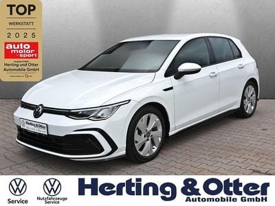 Gebraucht VW Golf VIII Sport 150 PS (110 kW) 2021 Weiß Limousine