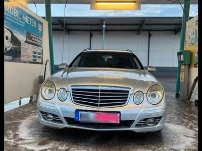 Mercedes E220