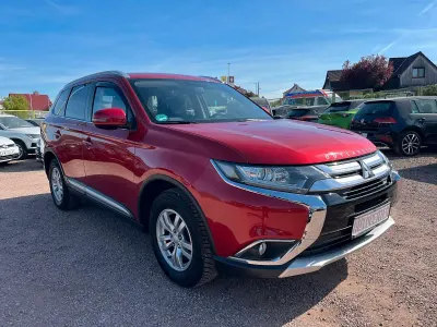 Gebraucht Mitsubishi Outlander 150 PS (110 kW) 2017 Rot SUV