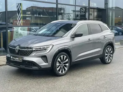 Usata Renault Austral Techno 158 CV (116 kW) 2023 Grigio SUV