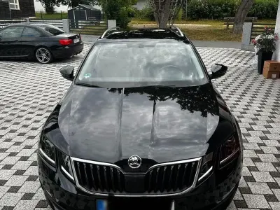 Gebraucht Skoda Octavia Ambition 150 PS (110 kW) 2017 Schwarz Kombi