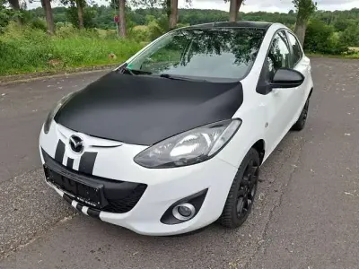 Gebraucht Mazda 2 Kenko 84 PS (61 kW) 2013 Weiß Kleinwagen