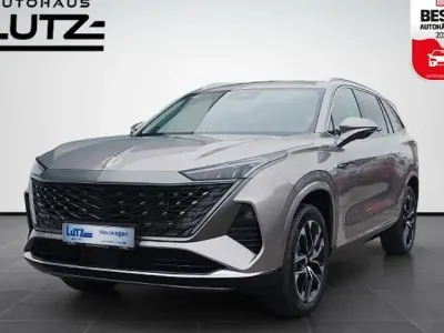 Neu MG MGS9 299 PS (219 kW) 2026 Silber SUV