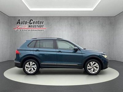 Gebraucht VW Tiguan Life 200 PS (147 kW) 2022 Elfenbein SUV