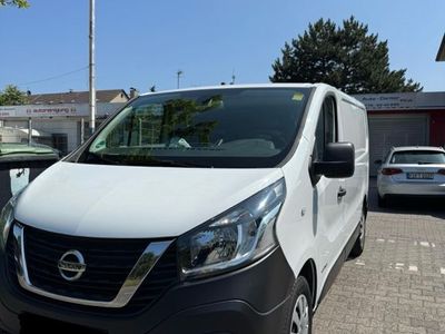 Nissan NV300