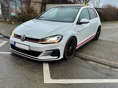 Gebraucht VW Golf VIII GTI 350 PS (257 kW) 2020 Weiß Limousine