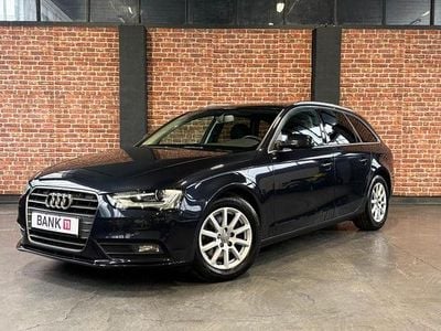 Gebraucht Audi A4 Attraction 143 PS (105 kW) 2012 Blau Kombi