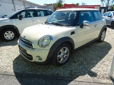 Gebraucht Mini ONE 75 PS (55 kW) 2011 Weiß Kleinwagen