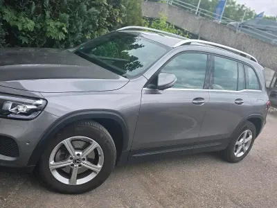 Gebraucht Mercedes GLB180 116 PS (85 kW) 2022 Grau SUV