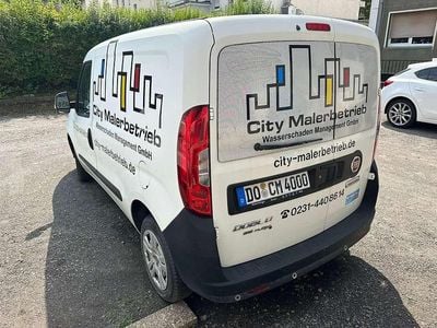 Gebraucht Fiat Doblò 95 PS (69 kW) 2017 Weiß Van / Kleinbus