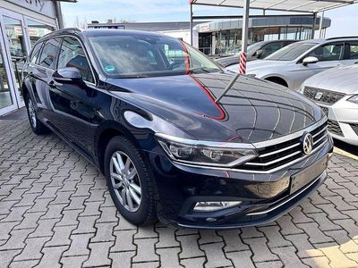 Gebraucht VW Passat Business 150 PS (110 kW) 2022 Schwarz Kombi