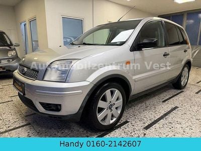 Silber Gebraucht 2004 Ford Fusion Van / Kleinbus | 2.690 € (Guter Preis)