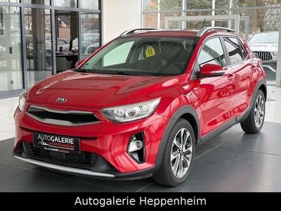 Gebraucht Kia Stonic Spirit 120 PS (88 kW) 2017 Rot SUV