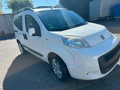 Second-hand Fiat Qubo Trekking 73 CP (53 kW) 2011 Alb Monovolum