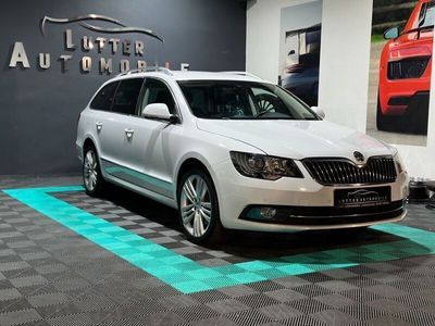 gebraucht Skoda Superb Combi 4X4*LEDER*NAVI*XENON*PDC*DSG*