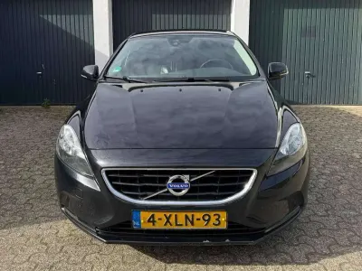 Gebraucht Volvo V40 Summum 190 PS (139 kW) 2014 Schwarz Limousine