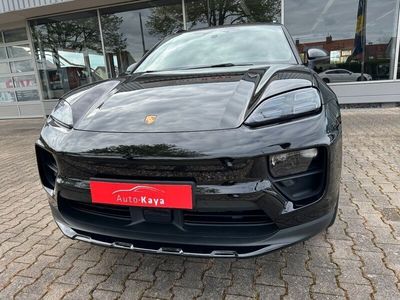 Nouă Porsche Macan 4 Electric 300 kW (408 CP) 2025 Negru SUV