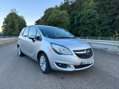 Gebraucht Opel Meriva 140 PS (102 kW) 2015 Silber Van / Kleinbus