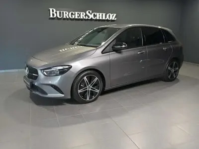 Gebraucht Mercedes B180 136 PS (100 kW) 2025 Grau Kleinwagen