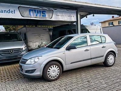 Gebraucht Opel Astra 115 PS (84 kW) 2009 Silber Limousine
