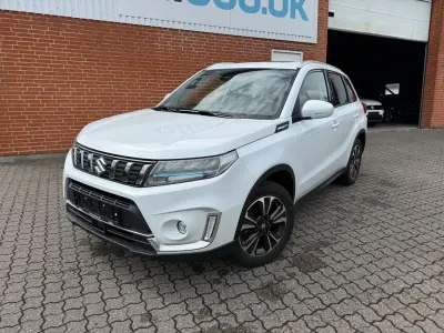 Gebraucht Suzuki Vitara Comfort+ 102 PS (75 kW) 2022 Weiß SUV