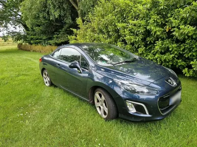 Gebraucht Peugeot 308 CC 156 PS (114 kW) 2011 Blau Cabrio