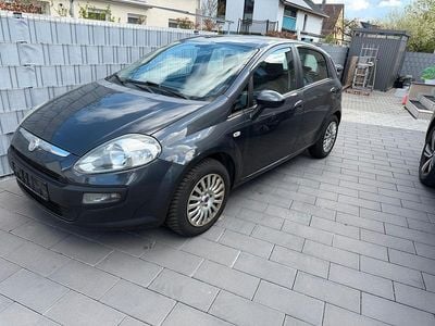 Second-hand Fiat Punto Evo 69 CP (50 kW) 2010 Negru Hatchback