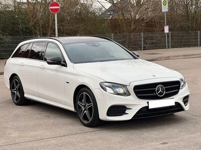 gebraucht Mercedes E300 AMG/Multi Beam/AHK/Standheiz/Night