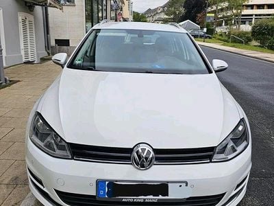 Gebraucht VW Golf VII 150 PS (110 kW) 2015 Weiß Limousine