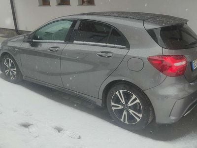 Usata Mercedes A200 AMG 136 CV (100 kW) 2017 Grigio Utilitaria