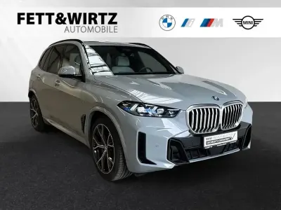Gebraucht BMW X5 M Sport 489 PS (359 kW) 2025 Grau SUV