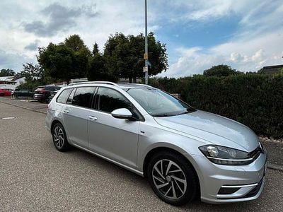 Second-hand VW Golf VII Join 116 CP (85 kW) 2019 Argintiu Break