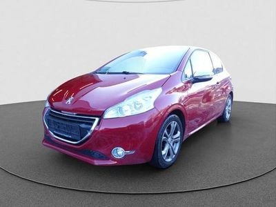 Gebraucht Peugeot 208 Allure 82 PS (60 kW) 2014 Unbekannt (metallic) Kleinwagen