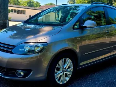 Gebraucht VW Golf Plus Life 105 PS (77 kW) 2013 Braun Van / Kleinbus