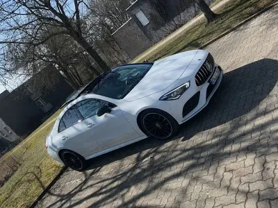 Gebraucht Mercedes CLA250 224 PS (164 kW) 2020 Weiß Coupé