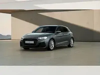Neu Audi A1 116 PS (85 kW) 2026 Grau (chronosgrau) SUV