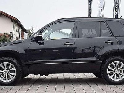 Second-hand Suzuki Grand Vitara Comfort 169 CP (124 kW) 2015 Negru SUV