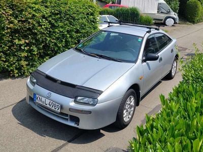 Mazda 323F