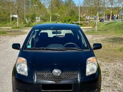 Usata Toyota Yaris 69 CV (50 kW) 2008 Nero Utilitaria