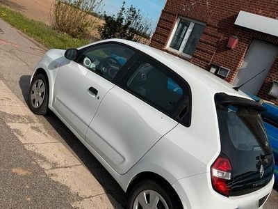 Begagnad Renault Twingo 70 HK (51 kW) 2017 Vit Halvkombi