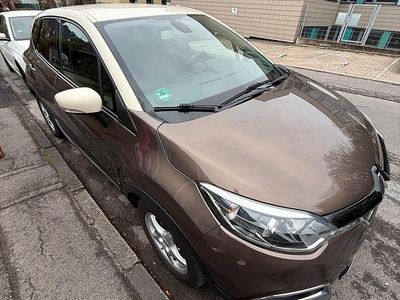 Usata Renault Captur Luxe 90 CV (66 kW) 2014 Marrone SUV