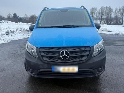 Gebraucht Mercedes Vito 163 PS (119 kW) 2017 Blau Van