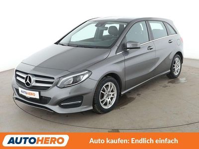 Gebraucht Mercedes B200 Style 136 PS (100 kW) 2018 Grau Van / Kleinbus