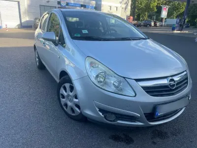 Gebraucht Opel Corsa 80 PS (58 kW) 2009 Silber Kleinwagen