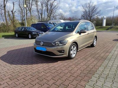 Gebraucht VW Golf Sportsvan 150 PS (110 kW) 2014 Gold Van / Kleinbus